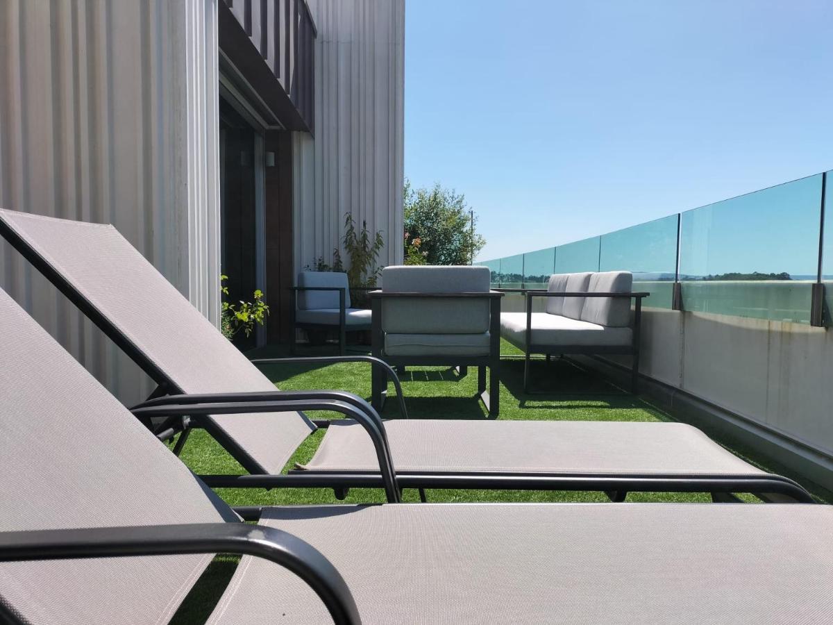سانتياغو دي كومبوستيلا Preciosa Habitacionsuite En Atico Con Terraza II المظهر الخارجي الصورة