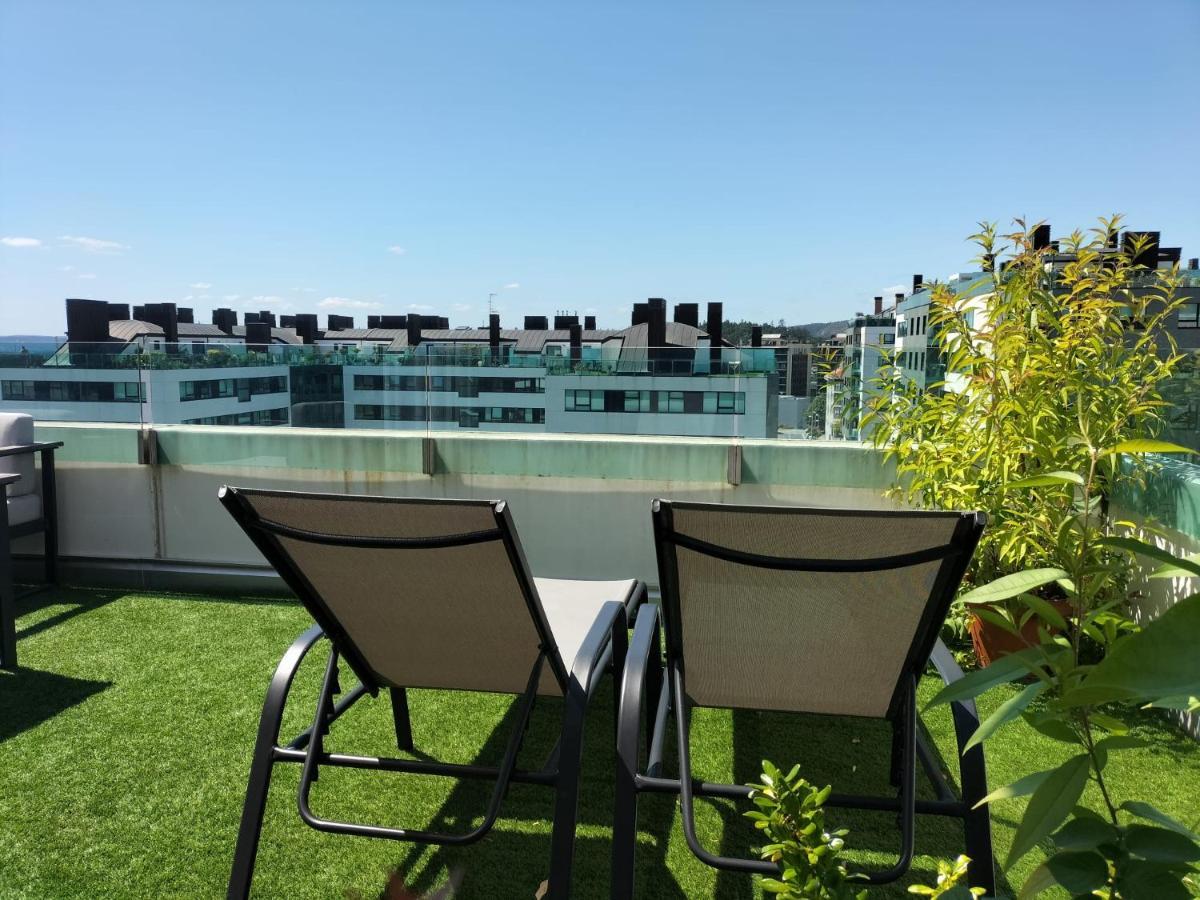 سانتياغو دي كومبوستيلا Preciosa Habitacionsuite En Atico Con Terraza II المظهر الخارجي الصورة